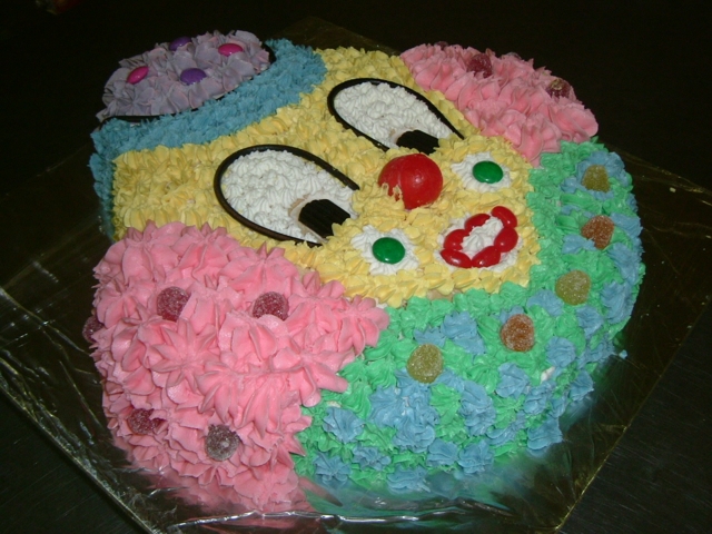 clown face cake